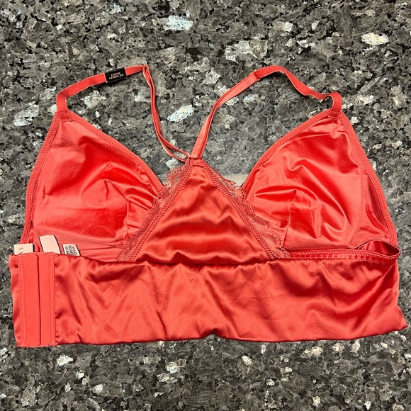NWT Victoria’s Secret Silk and Lace Coral Bra size medium - Picture 2 of 5